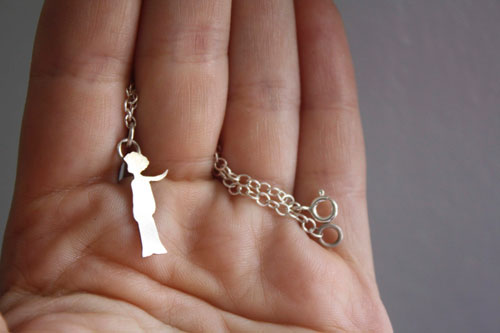 La silhouette du petit prince, bracelet Saint-Exupéry en argent