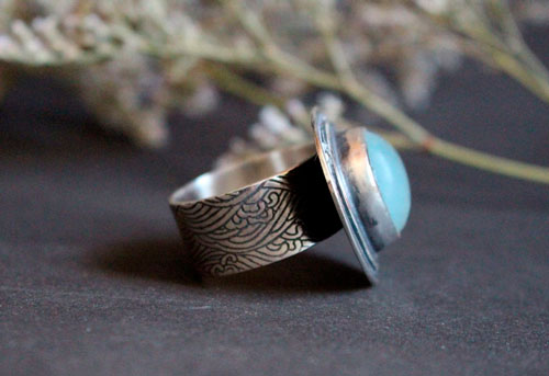 Le bleu des vagues, bague mouvement de la mer en argent et fluorite