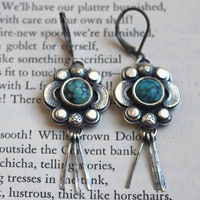Le chant des lucioles tons de turquoise, boucles d’oreilles guide insecte en argent et turquoise