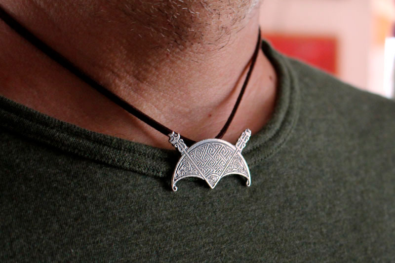 Le croissant de lune de Cadboll, collier Picte en argent