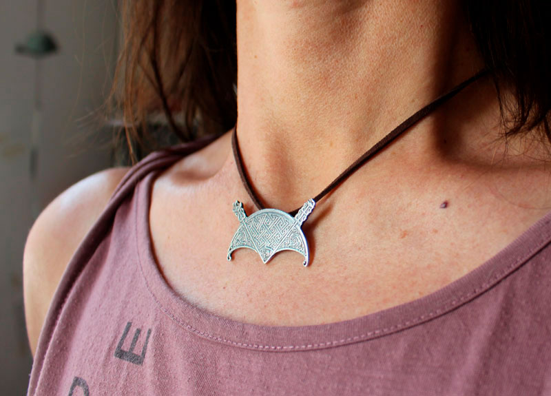 Le croissant de lune de Cadboll, collier Picte en argent