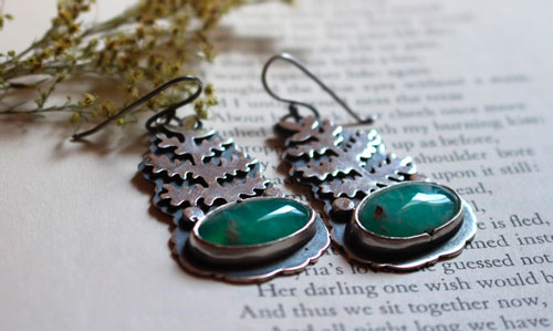 Le réveil de la terre, boucles d’oreilles fougère en argent et chrysoprase