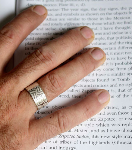 Le sceau du sultan, bague arabesque orientale en argent