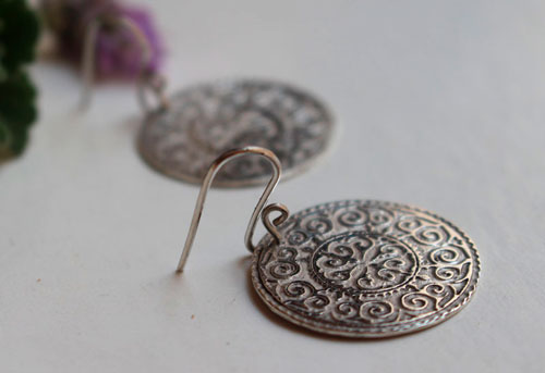Leoda, boucles d’oreilles bouclier viking en argent