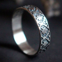 Liseron, bague botanique médiévale en argent