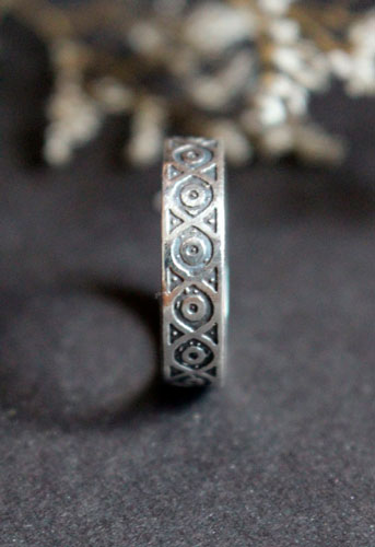 Livunn, bague gravée viking en argent