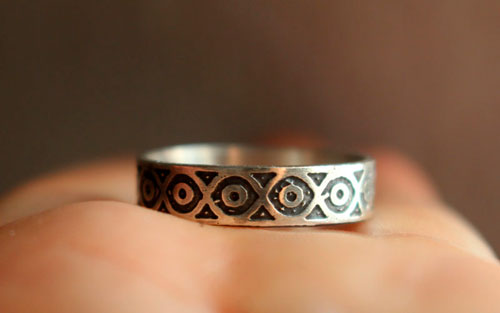 Livunn, bague gravée viking en argent