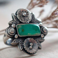 Lotus d’orient, bague fleur en argent et chrysoprase