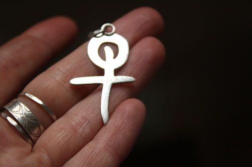 Louis Bertignac, pendentif logo du chanteur du groupe Téléphone en argent