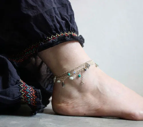Majorelle, collier, chaîne de cheville, bracelet jardin bleu en argent, turquoise, amazonite, labradorite, lapis-lazuli et jade