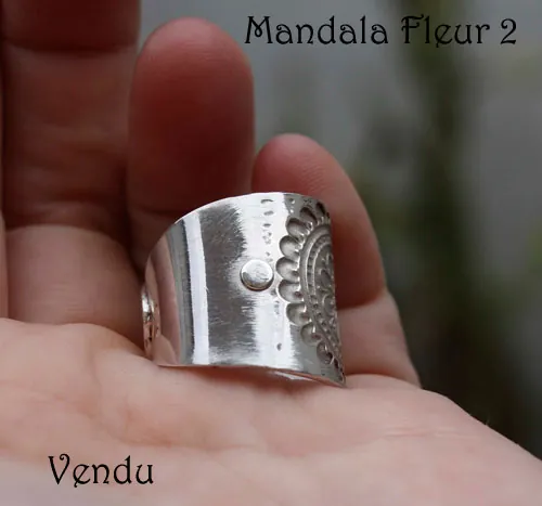 Mandala Fleur, bague de méditation en argent