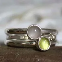 Mangrove, bague empilable en argent, péridot et aigue-marine