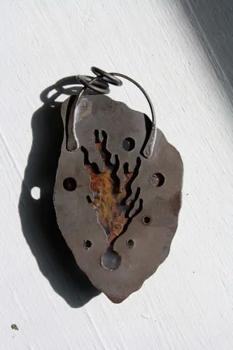 Marée montante, pendentif algue rouge en argent et agate Maury Mountains