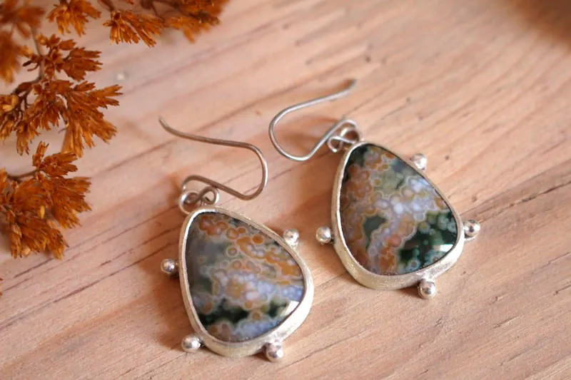Mélodie stellaire, boucles d’oreilles voûte céleste en argent et jaspe océan