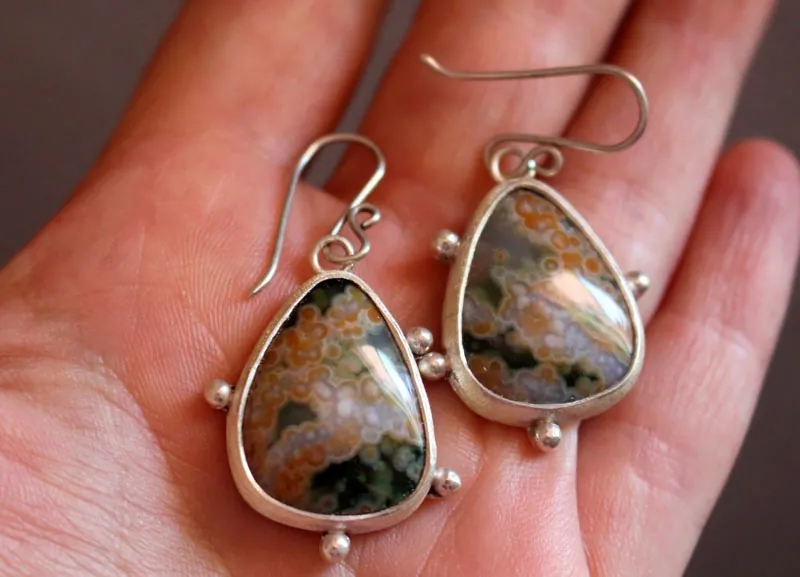 Mélodie stellaire, boucles d’oreilles voûte céleste en argent et jaspe océan