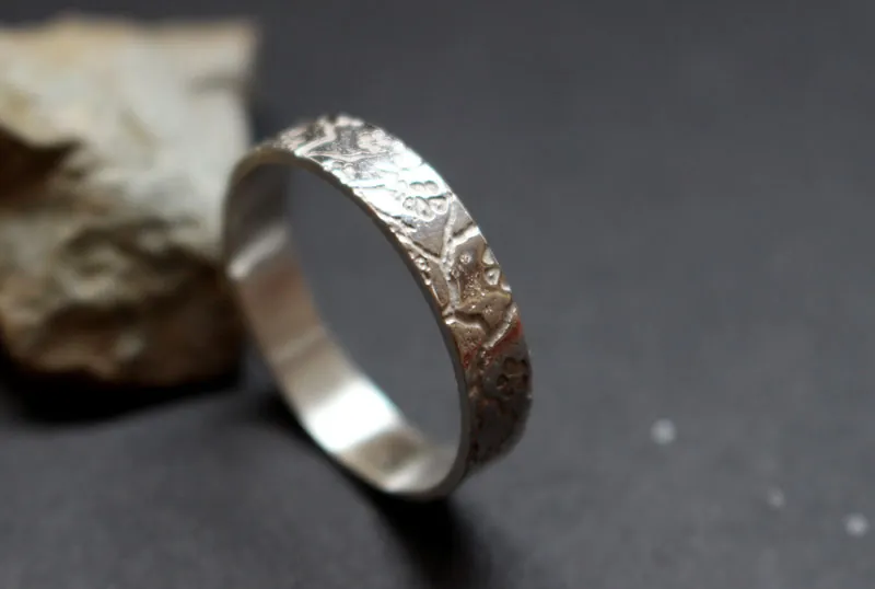 Misao petite, bague fleurs de cerisier japonais en argent