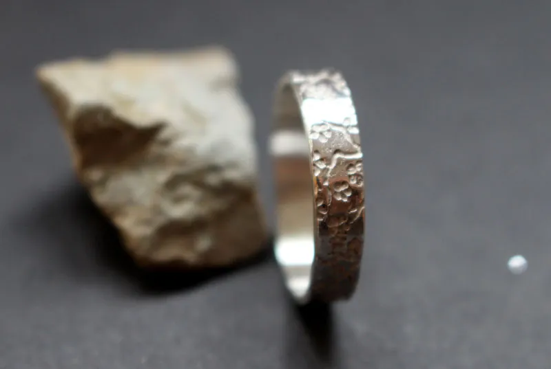 Misao petite, bague fleurs de cerisier japonais en argent