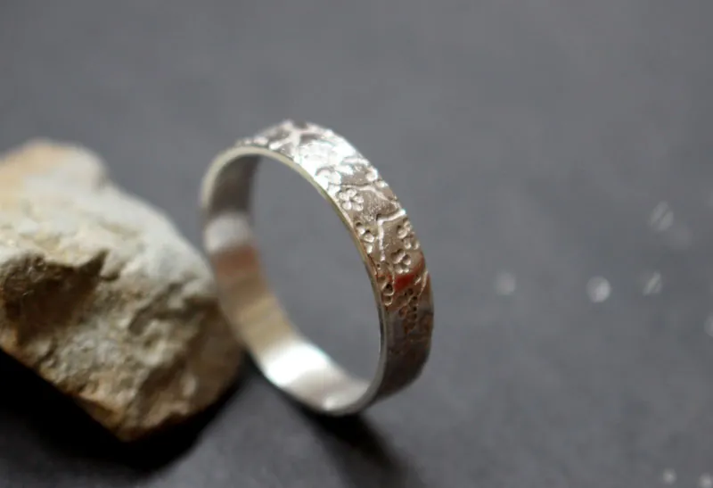 Misao petite, bague fleurs de cerisier japonais en argent