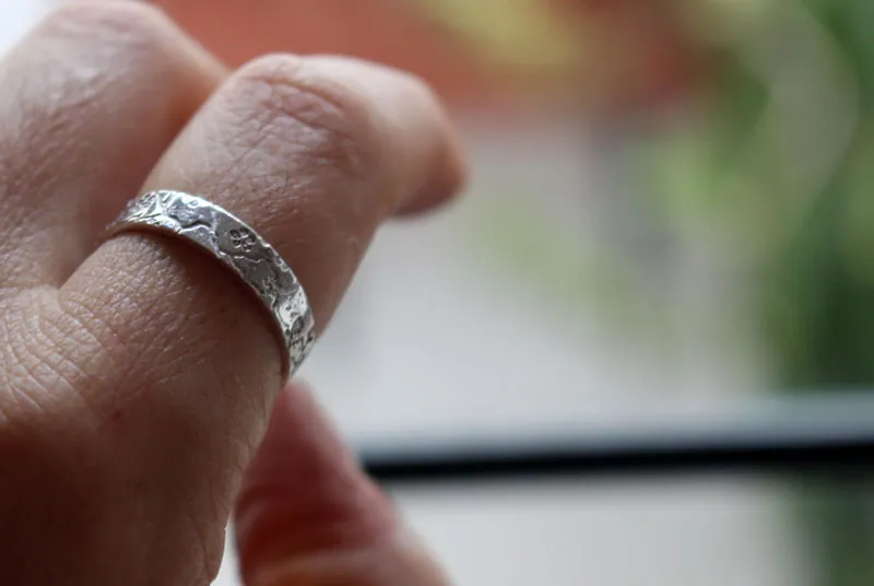 Misao petite, bague fleurs de cerisier japonais en argent