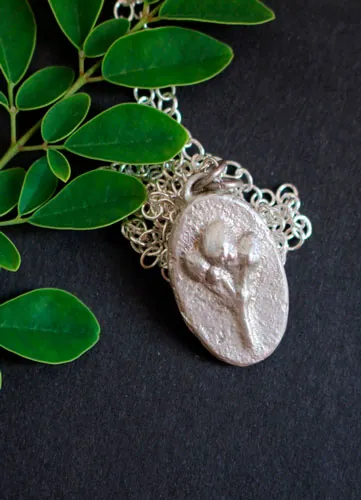 Moringa, collier camée botanique baroque en argent