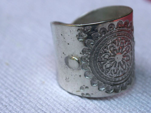 Mandala Fleur, bague de méditation en argent
