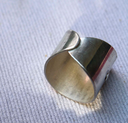 Mandala Fleur, bague de méditation en argent