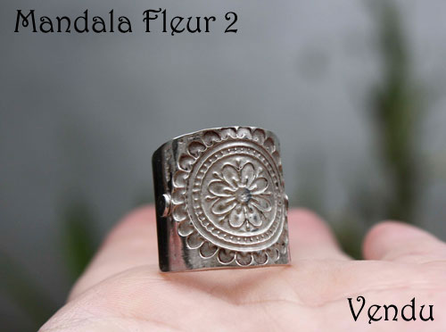 Mandala Fleur, bague de méditation en argent