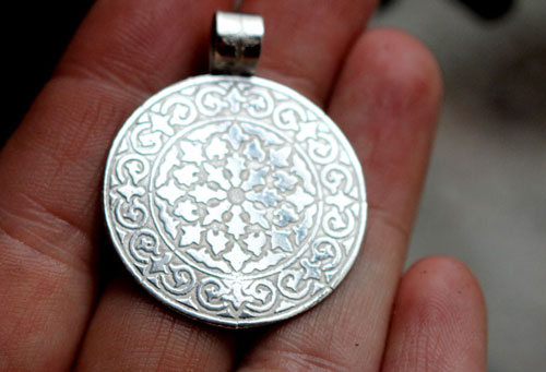 Merlin, pendentif bouclier arthurien médiéval en argent