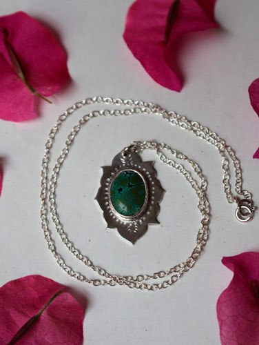 Milli, collier indien en argent et turquoise