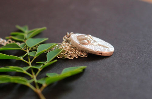 Moringa, collier camée botanique en argent