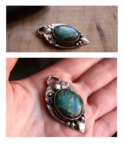 Mousson, pendentif dualité de la nature en argent et serpentine