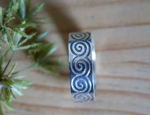 Njord, bague vagues viking en argent