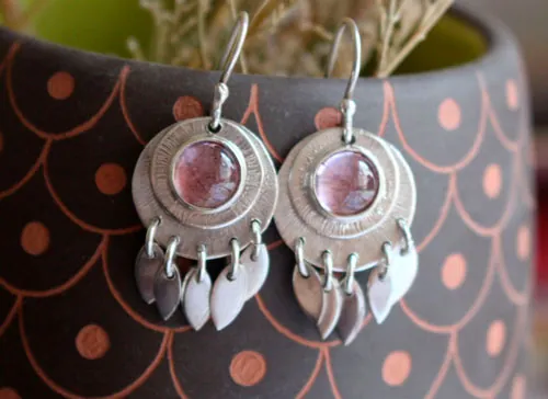 Nova corindon, boucles d’oreilles astronomie en argent et saphir rose