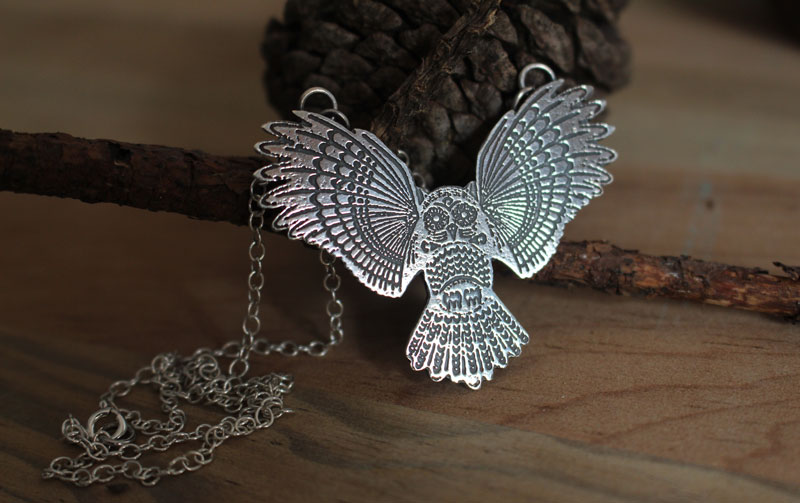 Nocturne, collier hibou protecteur de la nuit en argent