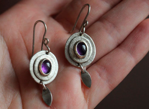 Nova au crépuscule, boucles d’oreilles célestes en argent et améthyste