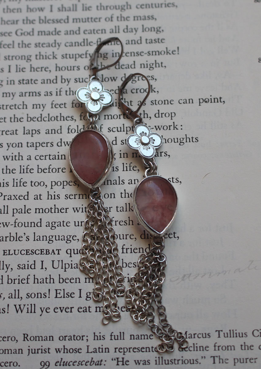 O-hanami, boucles d’oreilles fleurs de cerisier en argent et quartz rose