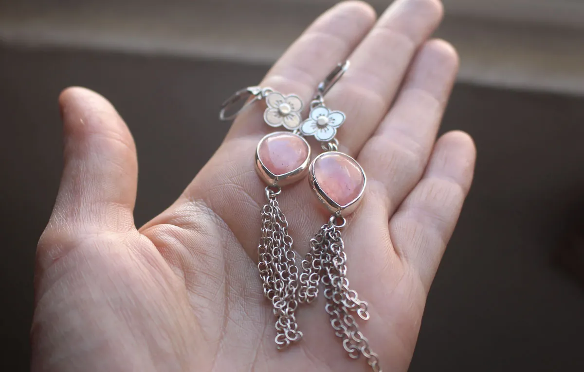 O-hanami, boucles d’oreilles fleurs de cerisier en argent et quartz rose