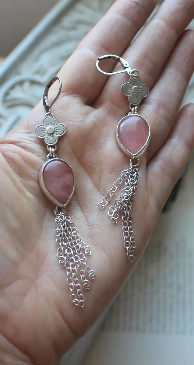 O-hanami, boucles d’oreilles fleurs de cerisier en argent et quartz rose