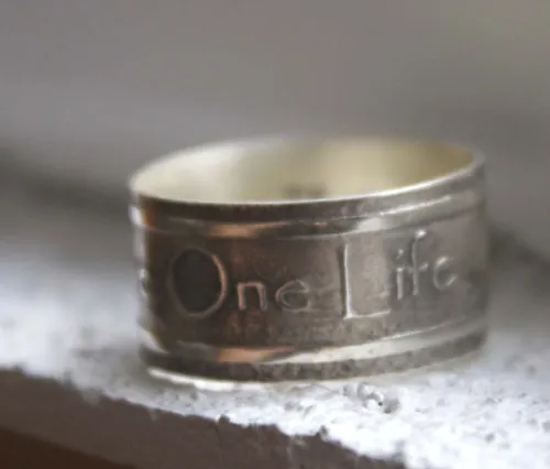 One love, bague citation de One du groupe rock U2 en argent