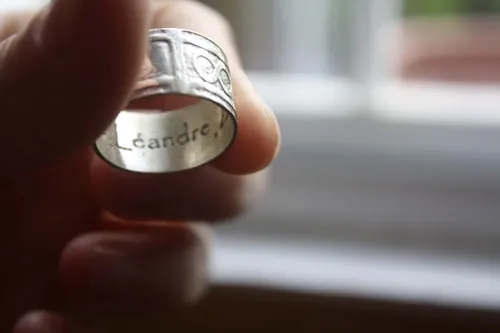 One love, bague citation de One du groupe rock U2 en argent