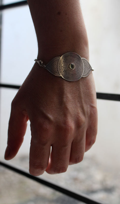 Oeil de l’âme, bracelet mandala en argent et prehnite