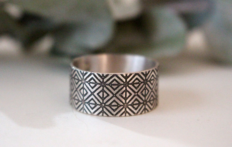 Origami, bague gravée géométrique japonaise en argent