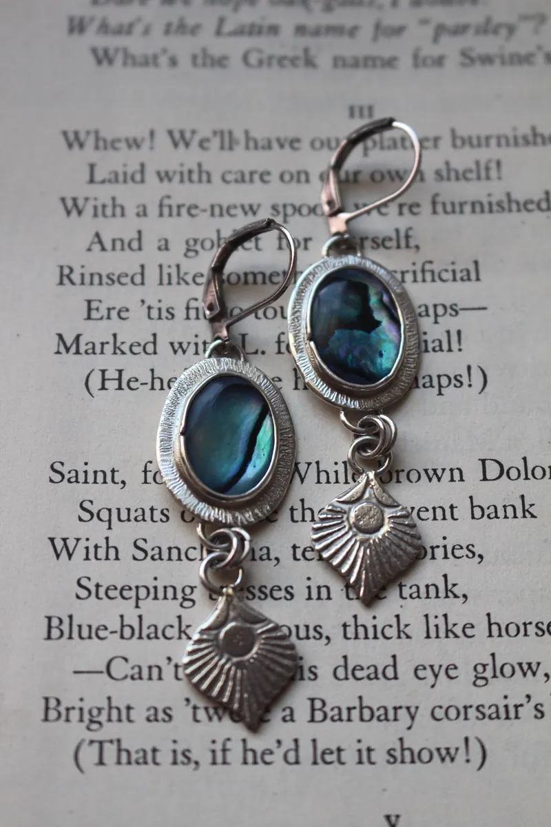 Paon, boucles d’oreilles plume d’oiseau en argent et paua