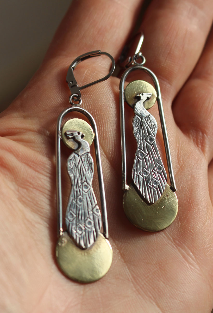 Paon art déco, boucles d’oreilles oiseau du soleil et de la lune en argent et laiton