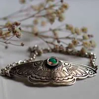 Papillon de lune, bracelet beauté de la nuit en argent et opale