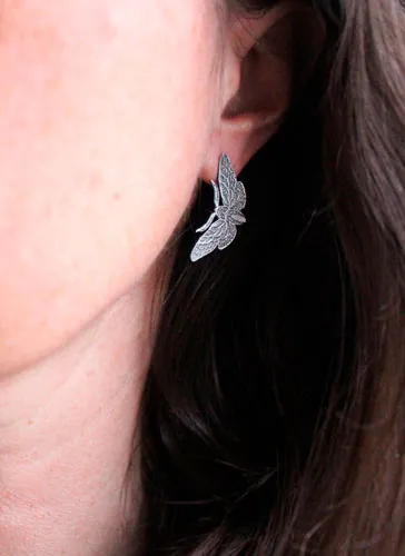 Papillons nocturnes, boucles d’oreilles puces papillon en argent