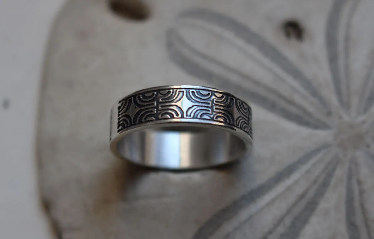 Peka’enana, bague croix polynésienne en argent