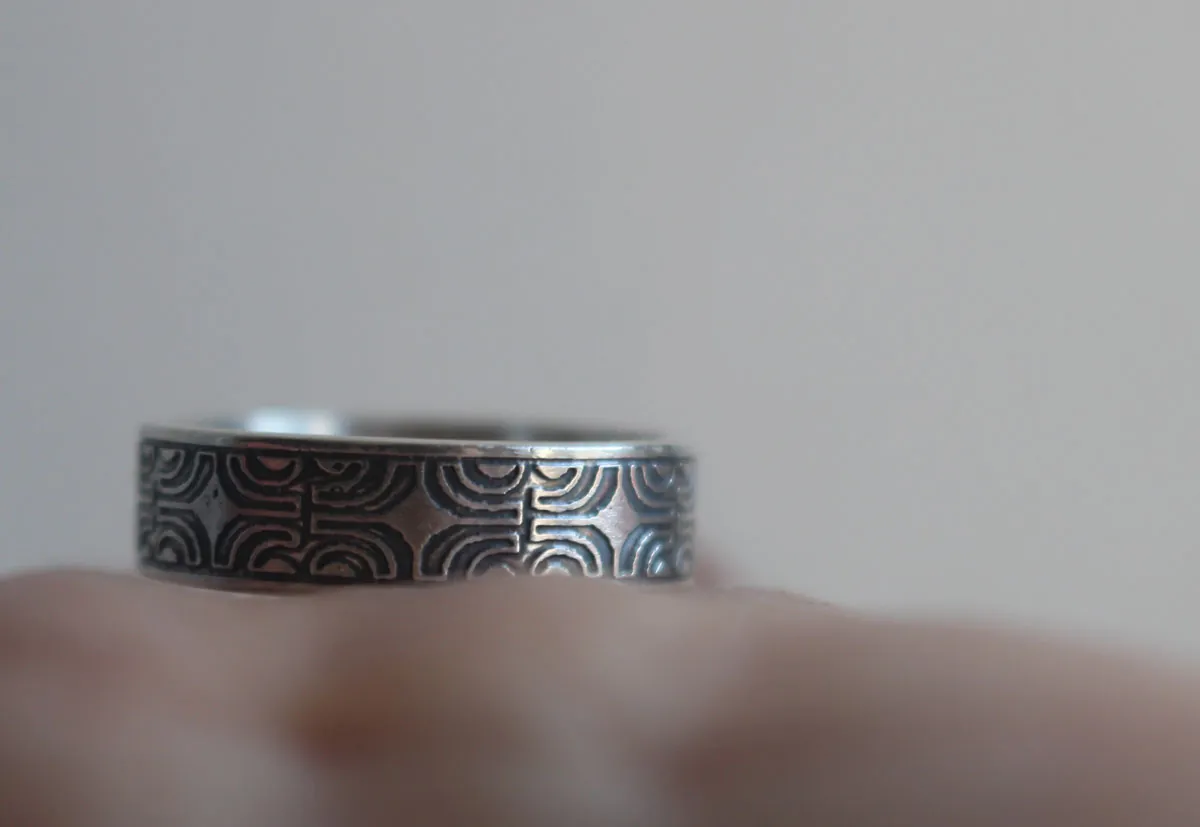 Peka’enana, bague croix polynésienne en argent