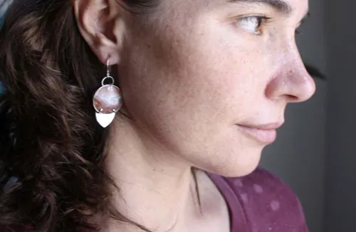 Persévérance, boucles d’oreilles ténacité en argent et youngite