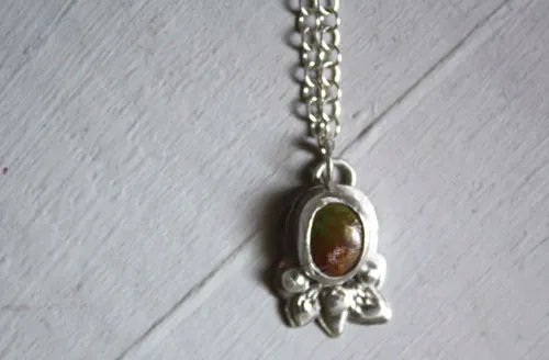 Pierre de mousse, bracelet nid du printemps en argent et turquoise